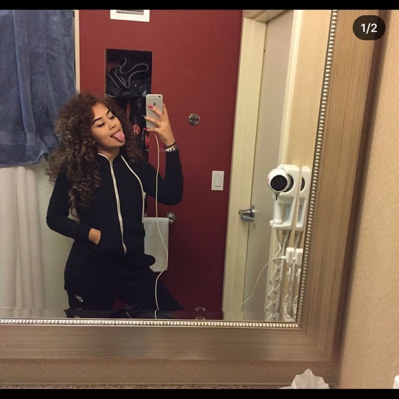 Meet your Posher, Perla - Picture 2 of 3